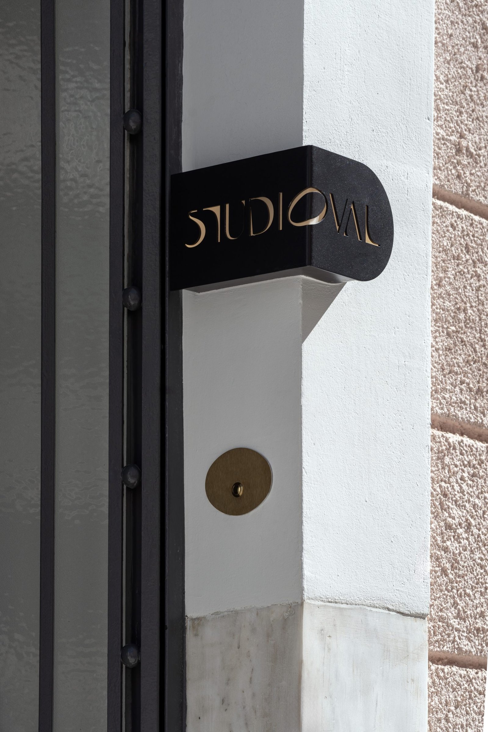 STUDIOVAL